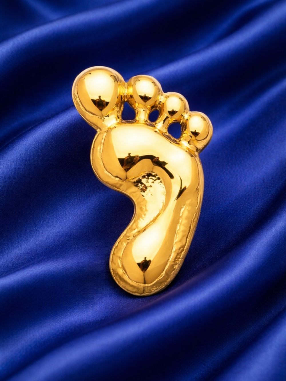Gold Footprint Brooch
